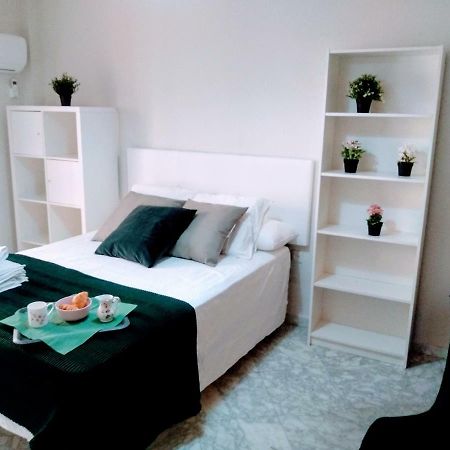 Wish Suite Central De Sevilla Exterior foto