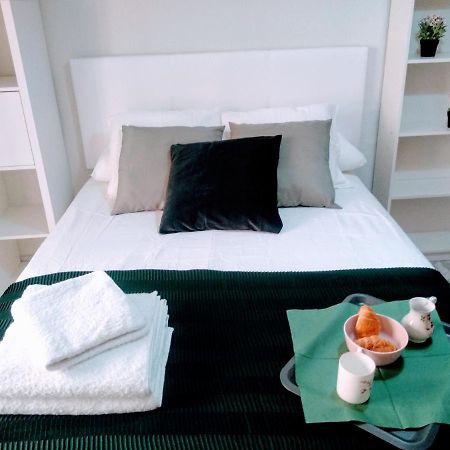 Wish Suite Central De Sevilla Exterior foto
