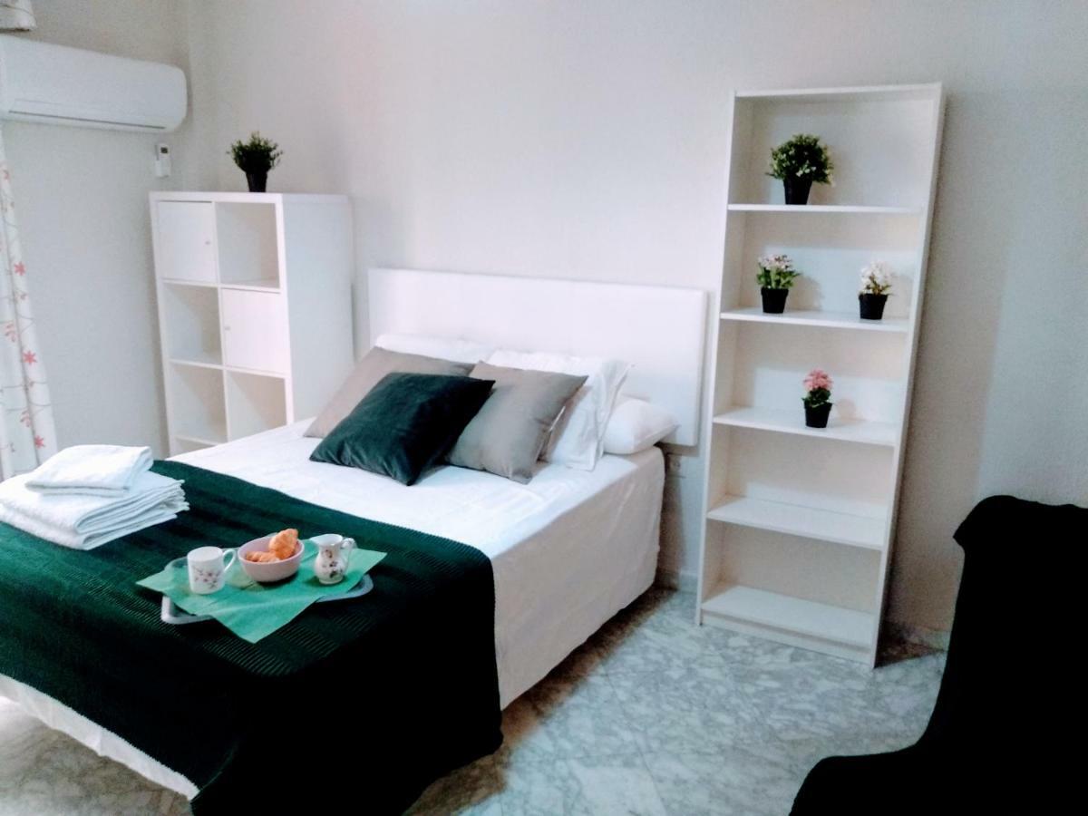 Wish Suite Central De Sevilla Exterior foto